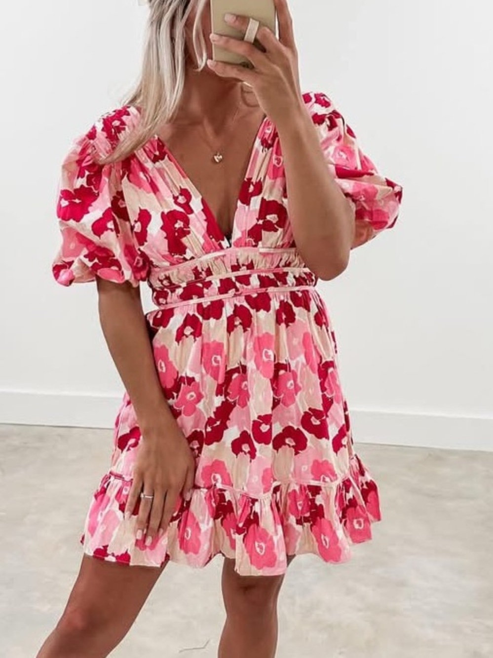 Storia Pink and Cream Floral V-Neck Puff Sleeve Mini Dress